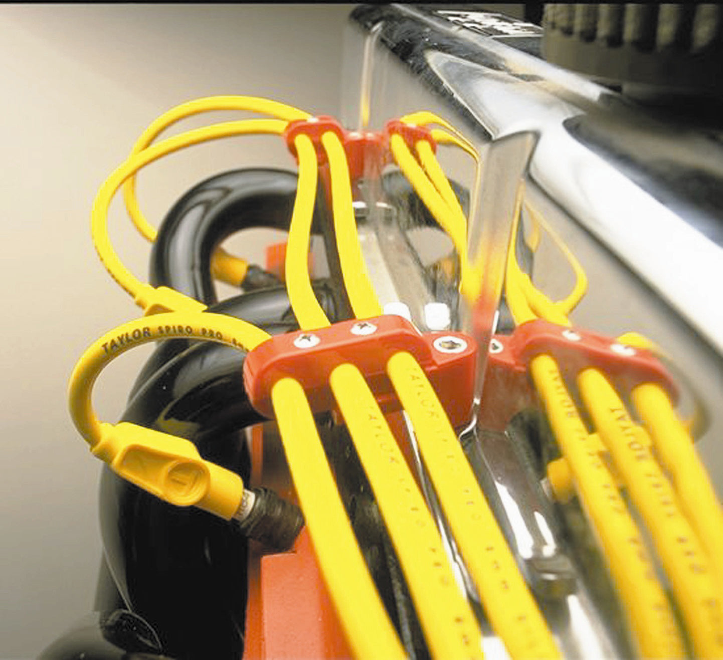 Taylor Cable 42520 7-8mm Horizontal Wire Loom Kit red