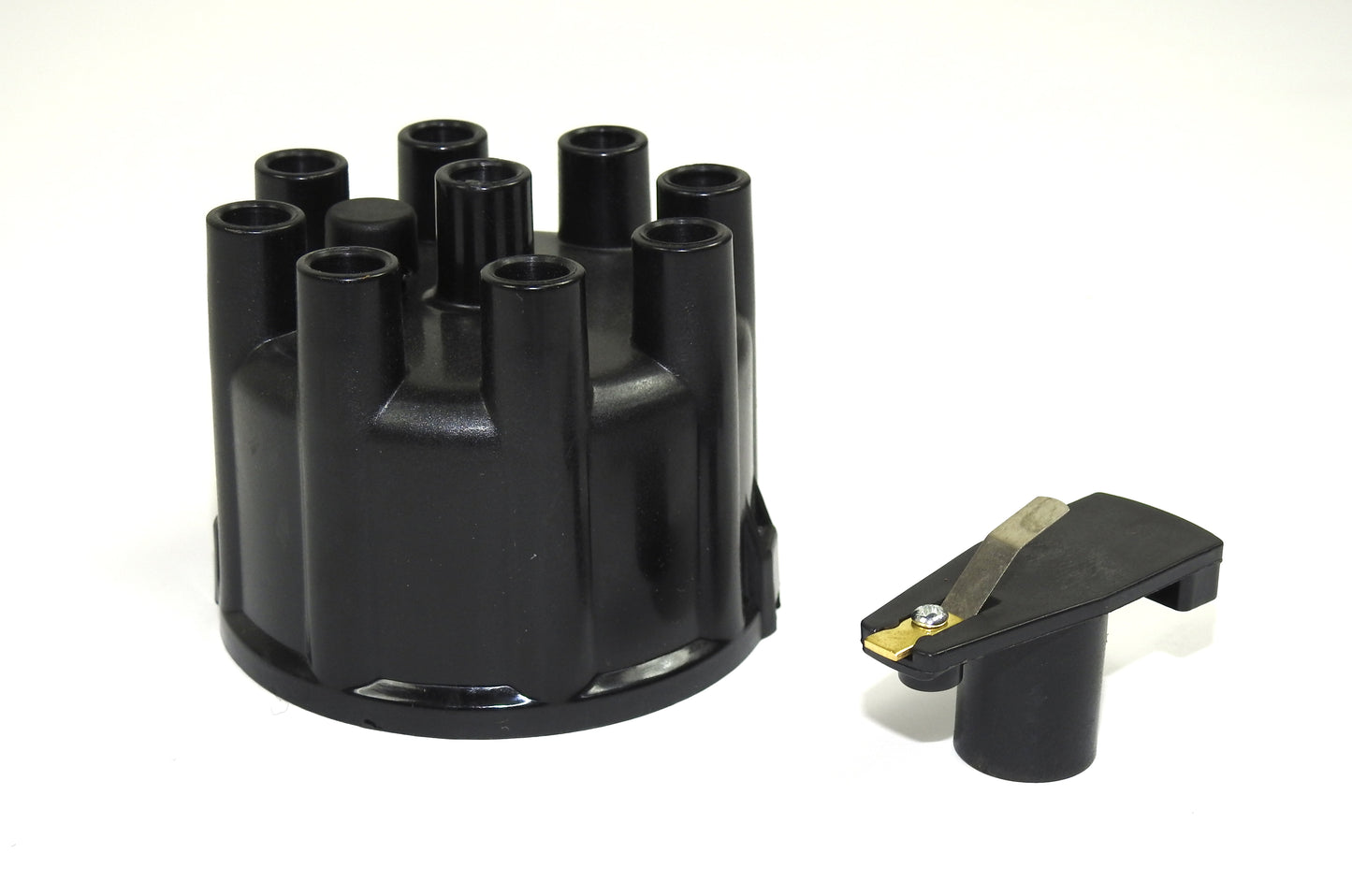 Pertronix D600704 Cap & Rotor Chrysler cast, black